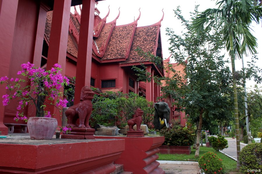 cambogia0074_phnompenh_museo